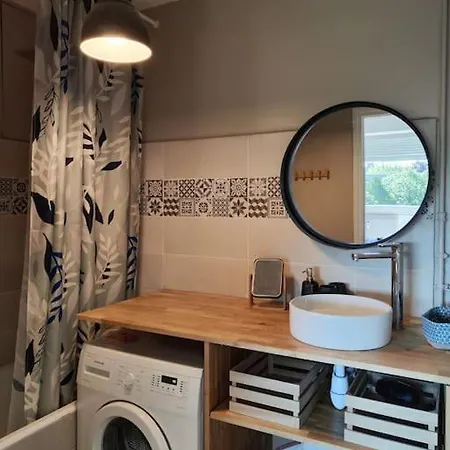 En Apartament *